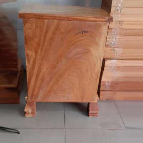 Bàn thờ Thần Tài Ông Địa gỗ gõ đỏ cột vuông